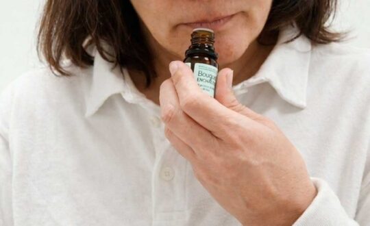 Aromaterapia holística Terapéutica, estética, energética