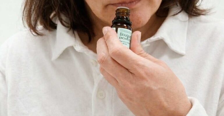 Aromaterapia holística Terapéutica, estética, energética