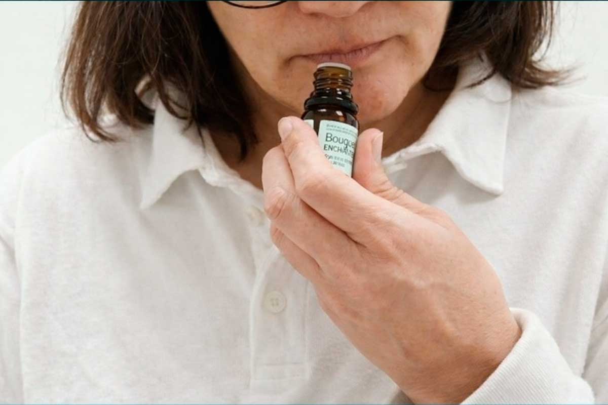 Aromaterapia holística Terapéutica, estética, energética