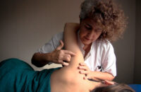 Programa formativo de quiromasaje y masaje deportivo. En centro de formación ISMET en Barcelona