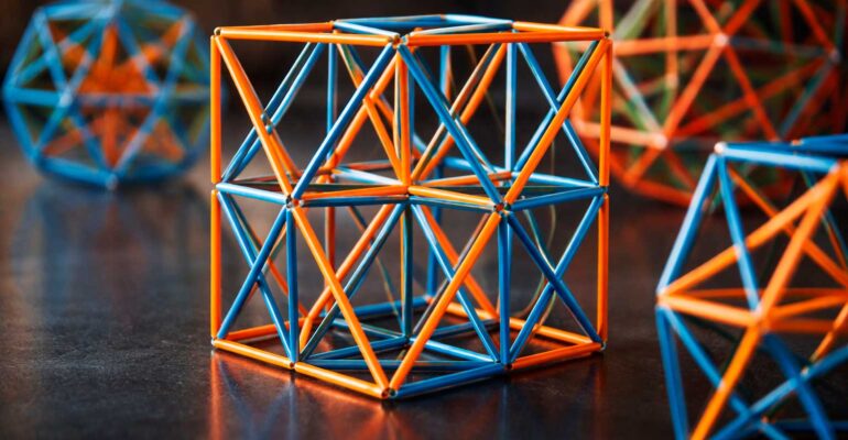 curso de Geometría sagrada en la escuela de formación ismet,