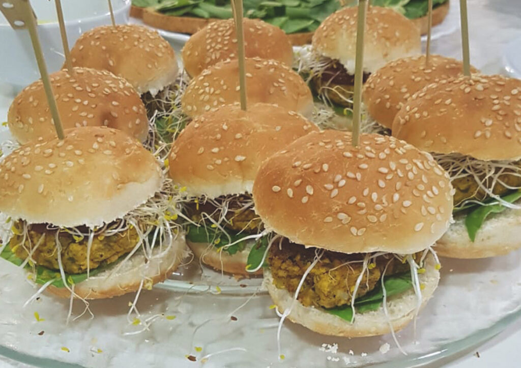 Cocina terapéutica veggie burgers, proteínas en una dieta vegetariana