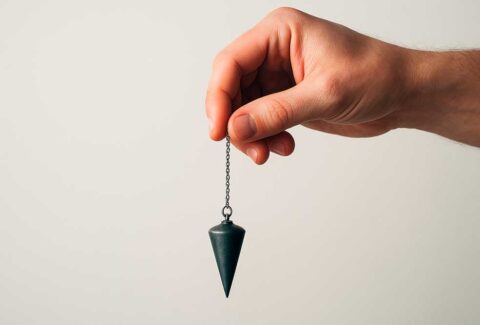 Radiestesia, péndulo y biotensor, en centro de formación ISMET Barcelona