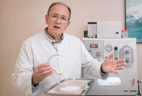 Hidroterapia de colon, práctica en consulta, módulo 4, centro de salud integrativa ismet Barcelona