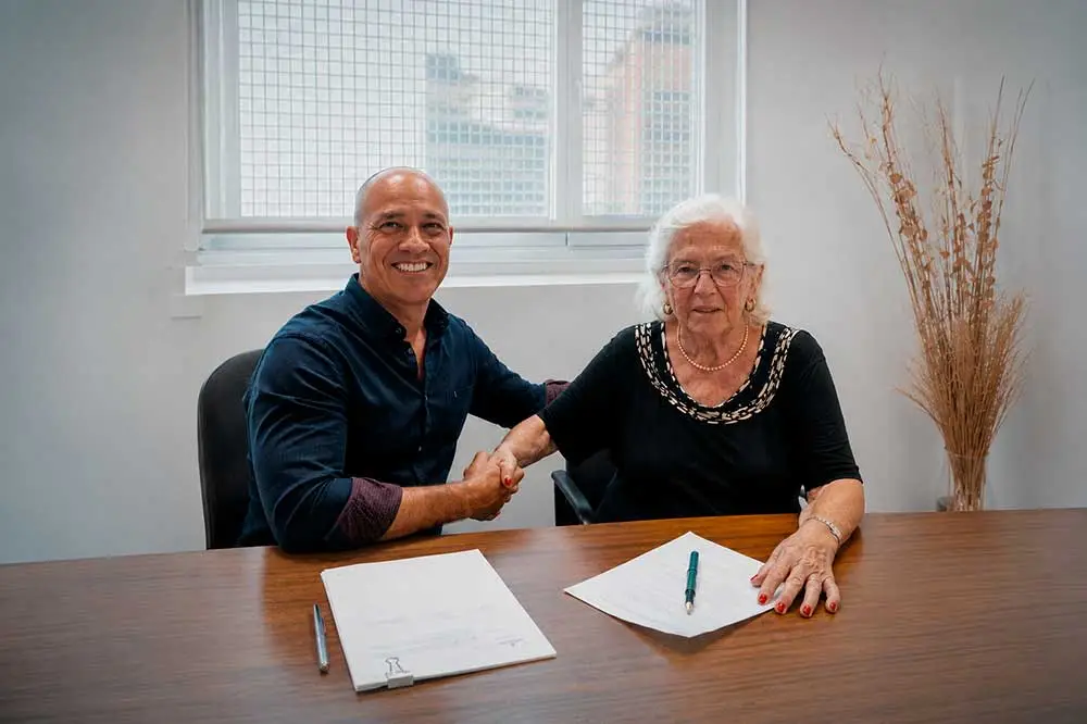 firma Acuerdo Oncolliga Y Visita